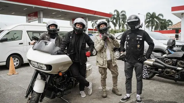 Raffi Ahmad Motoran Bareng The Dudas