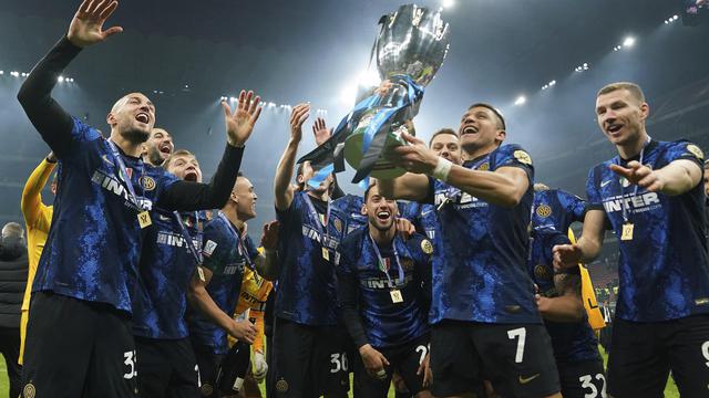 Menang Dramatis Atas Juventus, Inter Milan Juara Piala Super Italia