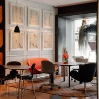 Berada di pusat kota Jakarta, Fritz Hansen Place kini menjadi lebih dari sekadar showroom — melainkan destinasi bagi pencinta desain untuk merasakan perjalanan sensorik yang merefleksikan dunia Fritz Hansen secara personal dan intim. (foto/dok: fritz hansen place)