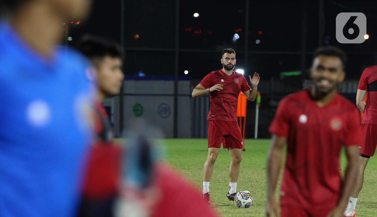 Secara peringkat FIFA, Timnas Indonesia kalah dari Burundi. Adapun Burundi saat ini berada di peringkat 141 FIFA. (Liputan6.com/Herman Zakharia)