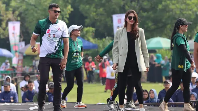 Potret Nabila Syakieb Ikut Kampanye Akbar, Dukung Penuh Sang Adik Jelang Pilkada