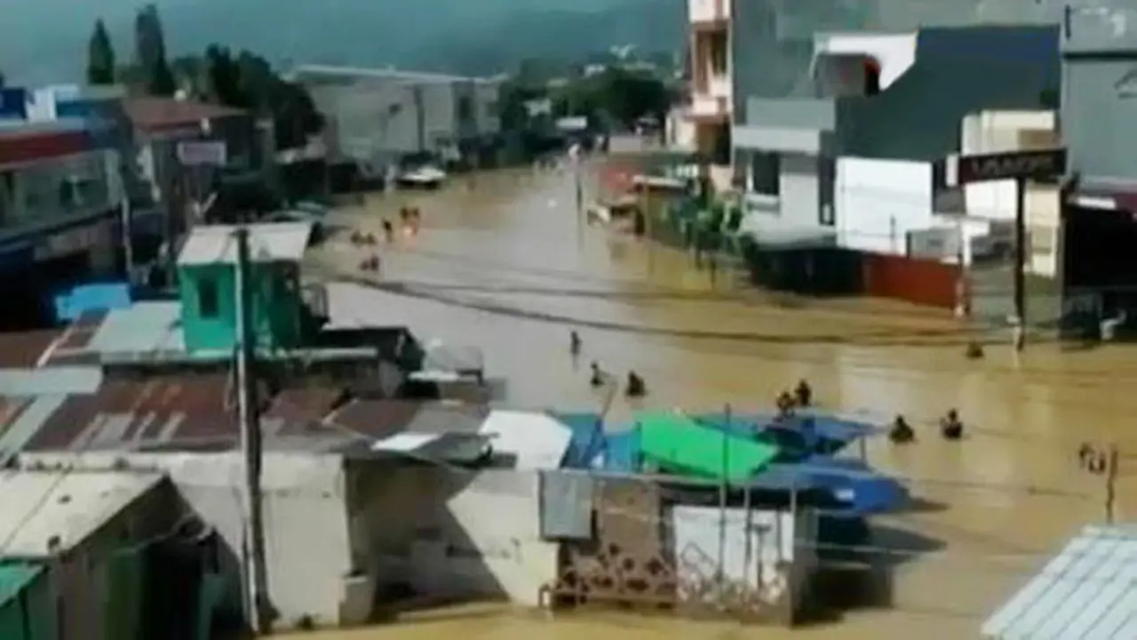 VIDEO: Banjir Kabupaten Bandung Meluas, 15 Ribu Rumah Terendam