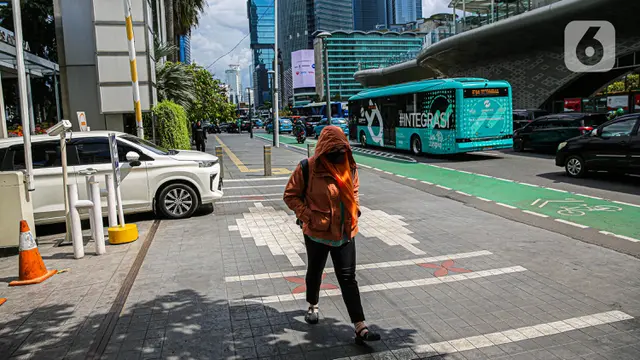Cuaca Panas Melanda DKI Jakarta