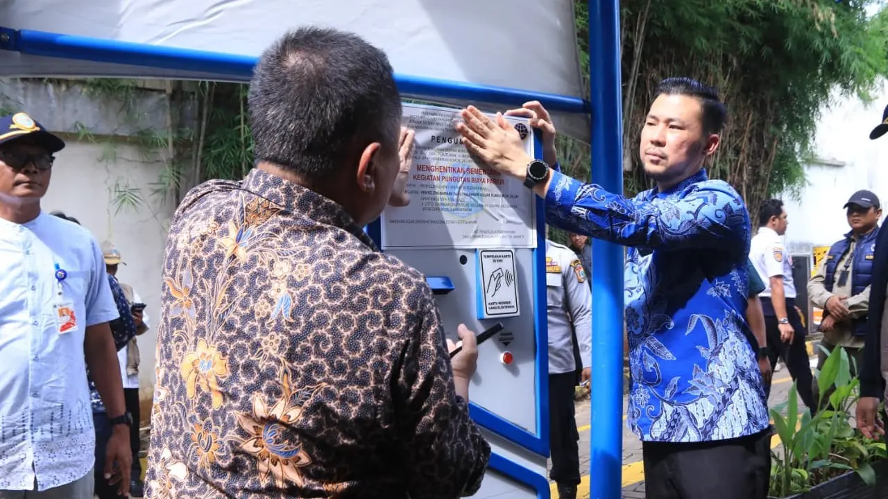 Ketua Pansus Perparkiran DPRD DKI Jakarta, Jupiter.