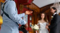 90 Questions to Ask Wedding Photographer