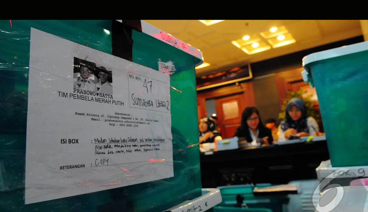 Tim Prabowo-Hatta mengklaim punya total 2,5 juta dokumen yang akan diserahkan ke MK, Jakarta, Senin (11/8/2014) (Liputan6.com/Andrian M Tunay) 
