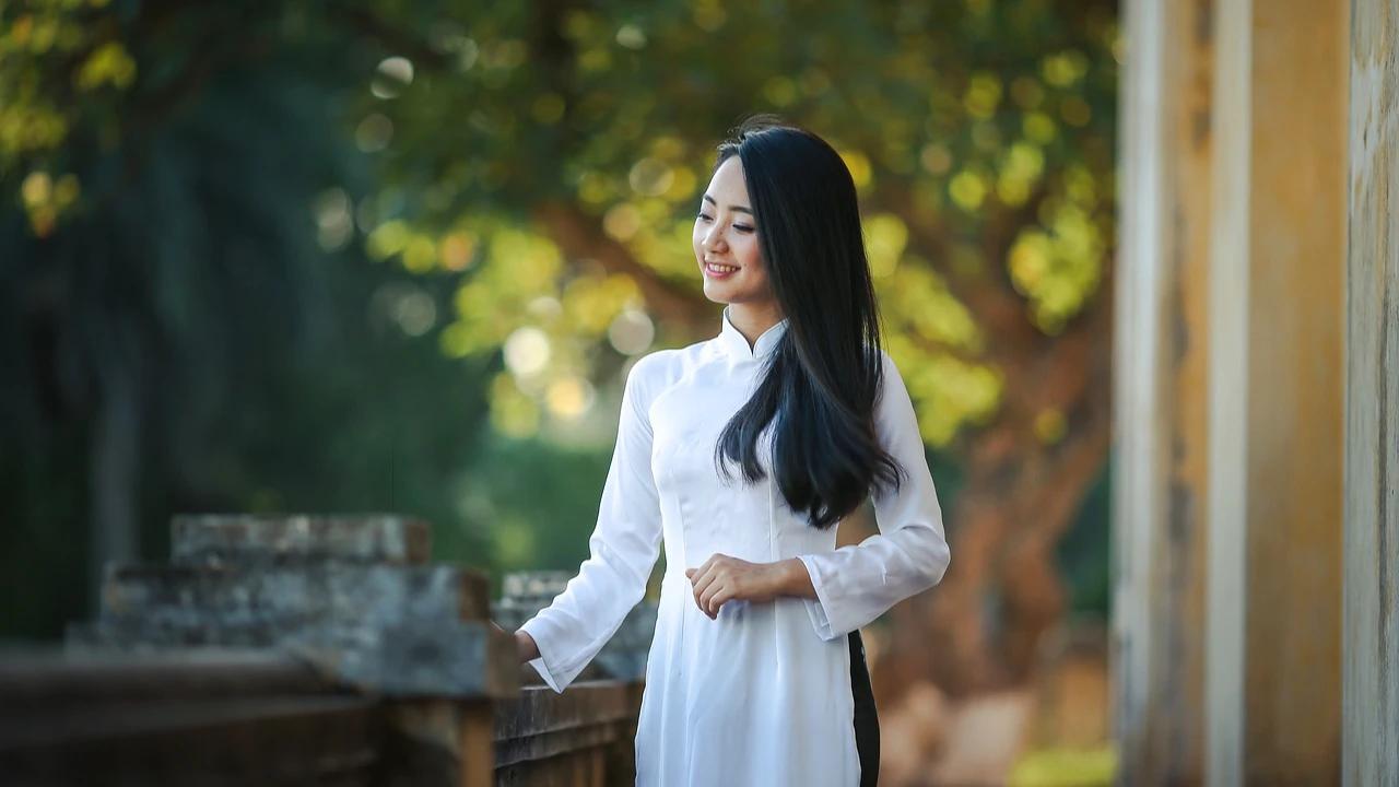 7 Tips Menjaga Rambut Panjang Tetap Bervolume Sepanjang Hari, Ternyata Ini Kuncinya