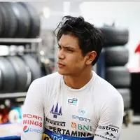 Potret Terbaru Philo Paz Armand Mantan Azizah Salsha (Sumber: Instagram/illopaz)