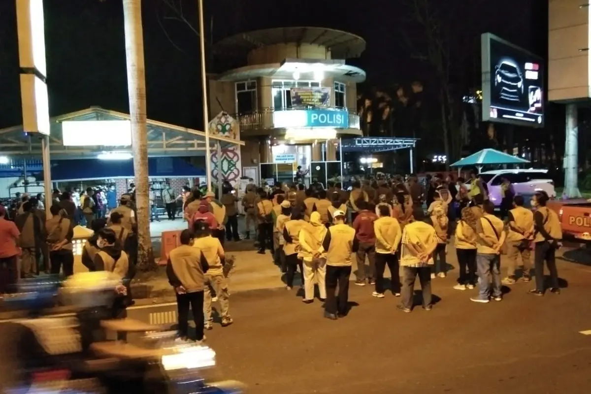 Vaksinasi di Tugu Soekarno Palangka Raya, pada Sabtu 26 Juni. (Ist)