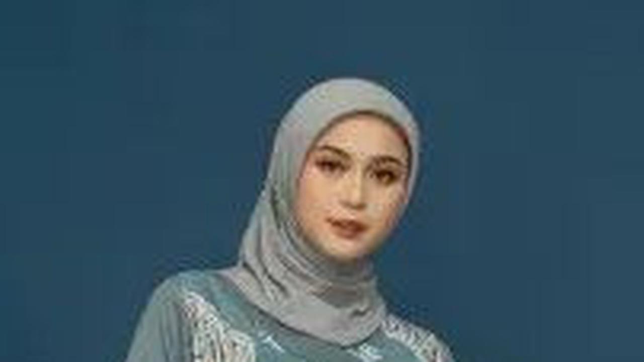 7. Atasan Batik Wanita Kantor Kembang Seno<br>