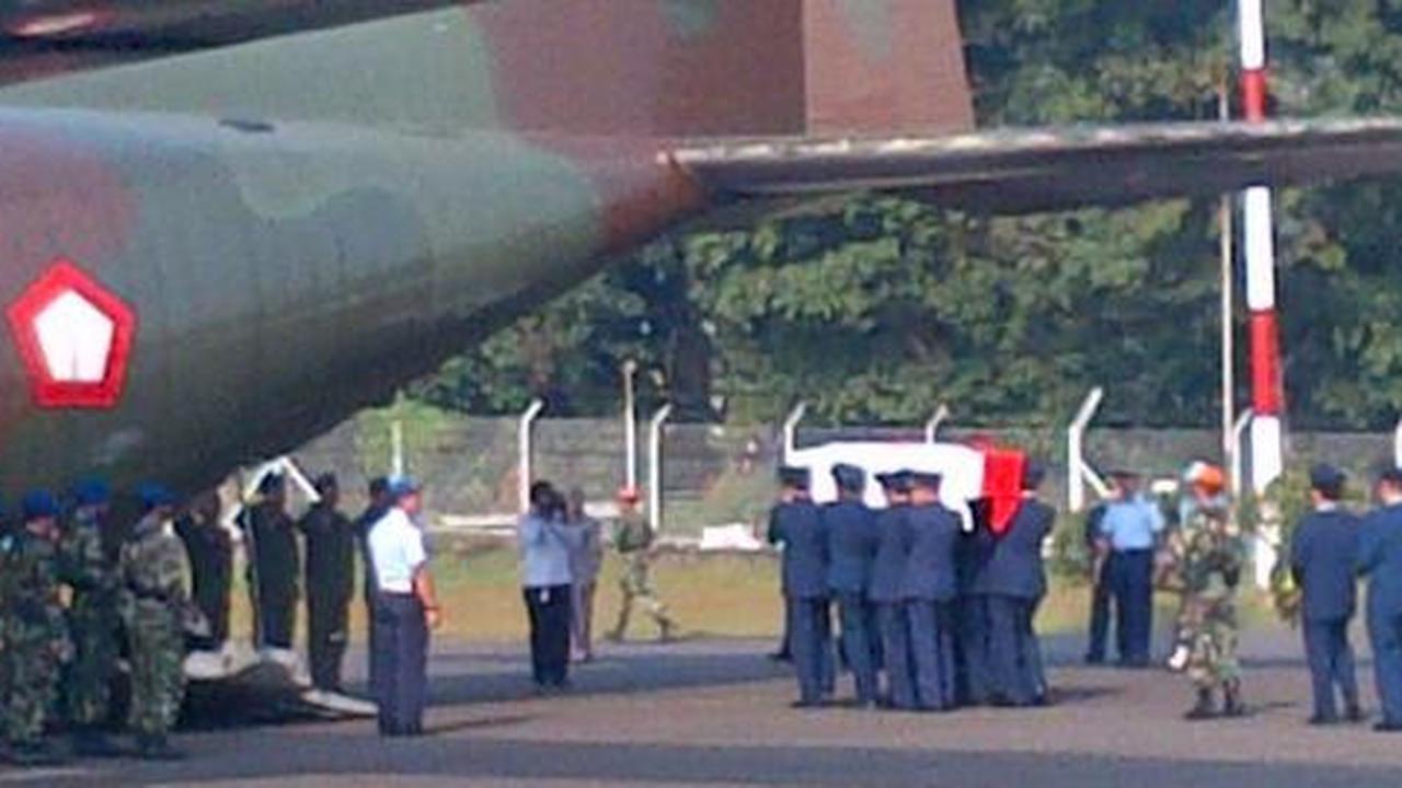 Kapten Agus pamit ke anak ingin terbang tinggi
