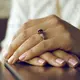 Sejumlah perawatan bisa dilakukan untuk jadikan kuku tetap sehat saat pakai Fake Nails (Foto: Unsplash/ Sarah Cervantes)