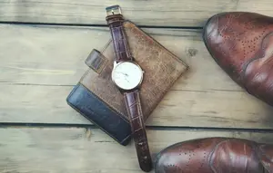 Kecil tapi Fungsional, Ini Pilihan Dompet Lipat Pria Premium buat Menemani Aktivitasmu