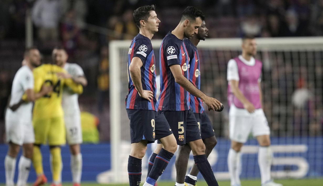 Tampil dihadapan pendukung sendiri, Barcelona harus puas bermain imbang 3-3. (AP/Emilio Morenatti)