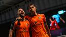 Pemain Nova Titans, Ricardinho (kiri) merayakan golnya ke gawang Fury Squad dalam laga Futsal X Series 2 di GOR UNJ, Rawamangun, Jakarta, Sabtu (17/01/2026). (Bola.com/Bagaskara Lazuardi)