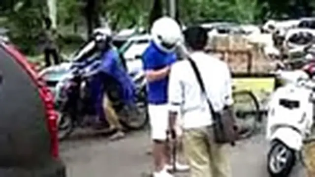 Mobil Terserempet, Aparat Todongkan Pistol