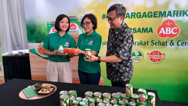Cooking Class di Konferensi Pers Parent Session #KeluargaGemarIkanBersamaABC & Peluncuran Serial Edukasi Masyarakat Bersama ABC, Lenteng Agung, Jakarta Selatan, Kamis, 19 Oktober 2023.