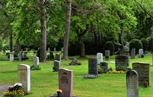 Potret Makam Sinead O'Connor Penyanyi Irlandia Akhirnya Terungkap, di Nisannya Ada 'Allahu Akbar
