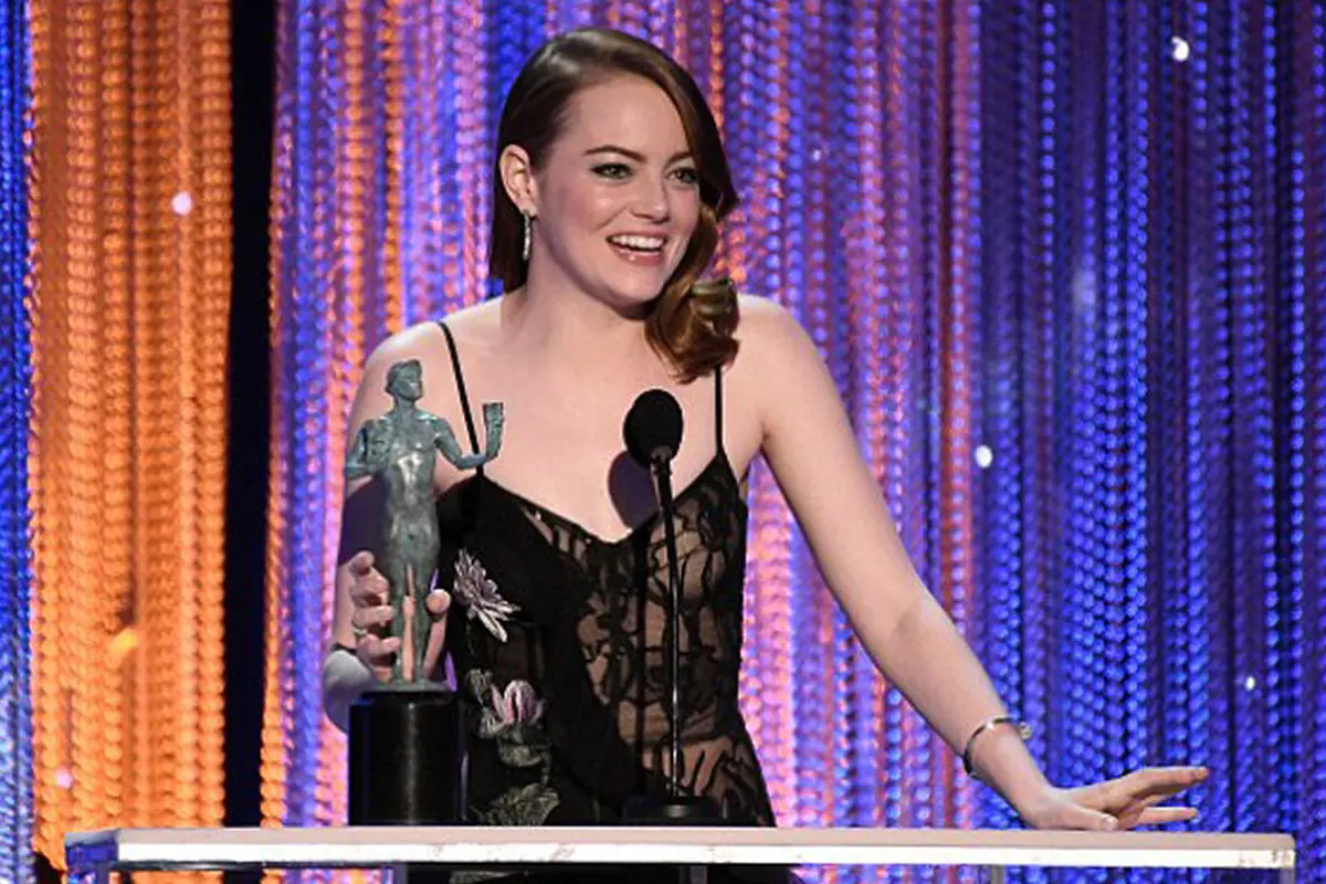 [Bintang] Emma Stone 