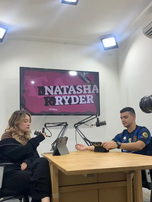 [Fimela] 6 Potret Terbaru Ciccio Manassero Mantan Penyanyi Cilik