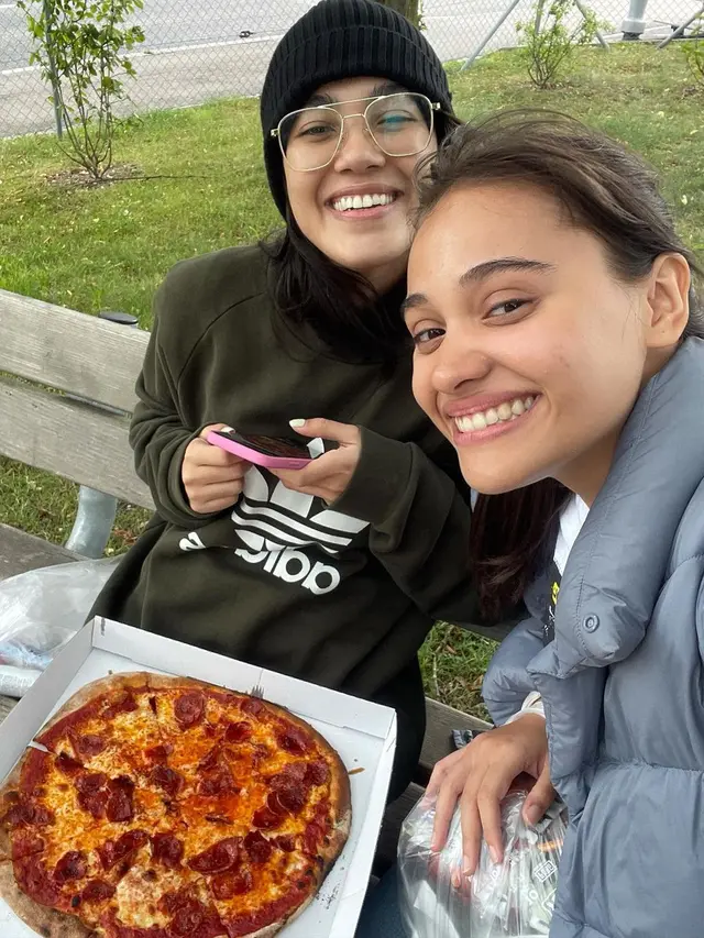 Aurora Ribero syuting Siapa Takut Orang Ketiga di Prancis dan Swiss (Foto: Instagram @auroraribero)