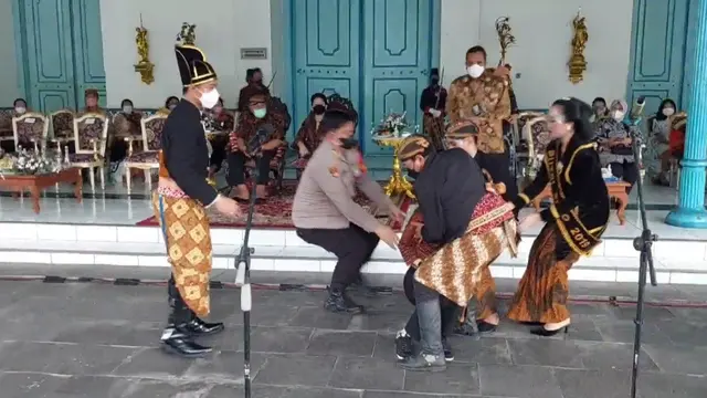 Wamen Parekraf Angela Tanoesoedibyo Pingsan