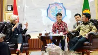 Menteri Pertanian Syahrul Yasin Limpo (Mentan SYL) menerima kedatangan Perwakilan Bank Dunia untuk Indonesia atau Country Director World Bank, Satu Kahkonen.