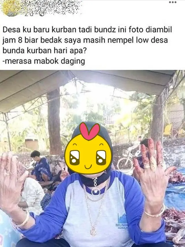 10 Momen Emak-Emak Pamer Perhiasan Ini Bikin Tepuk Jidat