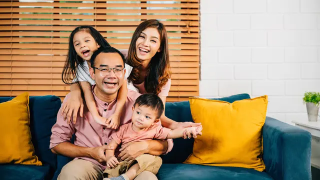 keluarga november gaya parenting