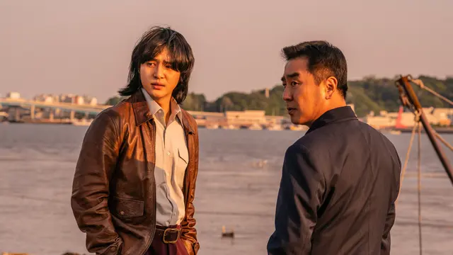 Drakor Low Life. (Disney Plus Hotstar via Soompi)