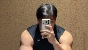 Potret Terbaru Billy Syahputra, Makin Berotot Usai Rajin Gym