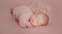 Ilustrasi bayi perempuan. (Photo by Laurie Ludes from Pexels)