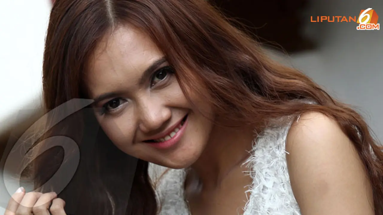 alice-suyadi-140130b.jpg