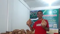 29 Tahun Berdagang Kelapa, Suwarno kini Dipercaya Bobby Nasution jadi Dirut PD Pasar