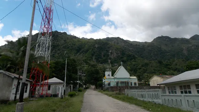 Suasana di pendakian Gunung Matebean. (Dok Gunung Bagging: Nicholas Hughes, Juli 2018)