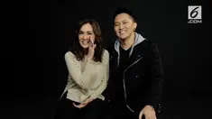 Demian pernah mematikan televisi saat akan sahur. Tapi anehnya televisi tersebut malah hidup sendiri dengan volume kencang.