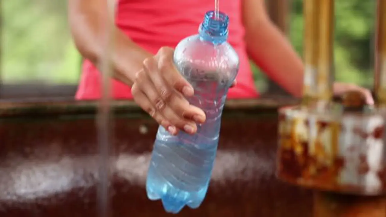 Botol plastik./Copyright shutterstock.com