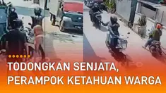 Rekaman CCTV memperlihatkan aksi beberapa perampok ketahuan warga dan menodongkan senjata api viral di media sosial.