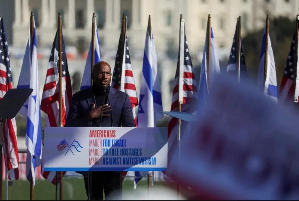 Van Jones ikut demonstrasi pro-Israel di Washington, DC, 14 November 2023