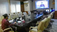 Wali Kota Denpasar I Gusti Ngurah Jaya Negara membuka secara resmi Rapat Teknis Partisipasi Dunia Usaha Dalam Pembangunan yang digelar secara virtual dari Kantor Wali Kota Denpasar, Rabu (8/9/2021). (Ist)