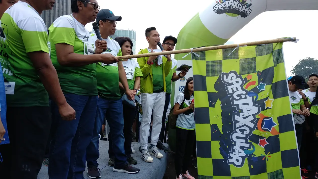 DJP kembali mengkampanyekan pelaporan SPT pajak penghasilan (PPh) orang pribadi kepada warga Jakarta lewat acara SpecTAXcular Pajak, Bayarnya e-Billing, Lapornya e-Filing. (Maulandy/Liputan6.com)
