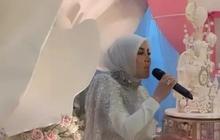 5 Potret Detail Dekorasi Pesta Ultah Syahrini, Glamor Abis Bak Interior Istana Ratu