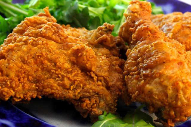 Resep Praktis Ayam Goreng Tepung Pedas, Gurih Dan Renyah 