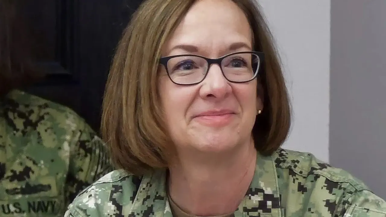 Lisa Franchetti, wanita pertama yang dinominasikan untuk mengepalai cabang dinas militer Pentagon, Angkatan Laut. (AP)