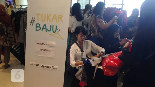 Tukar Baju