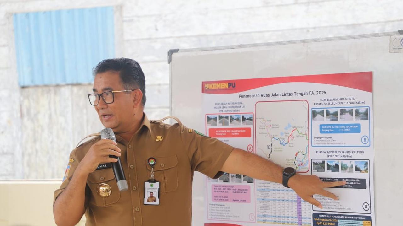 Pj Gubernur Kaltim Tinjau Ruas Jalan Nasional Jalur Kukar-Kubar