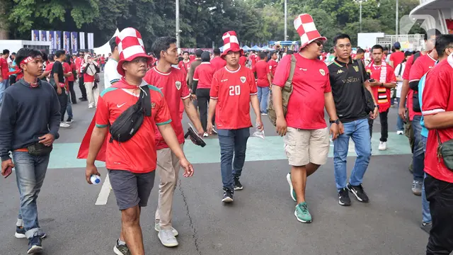 Suporter Timnas Indonesia Merahkan Stadion Utama Gelora Bung Karno