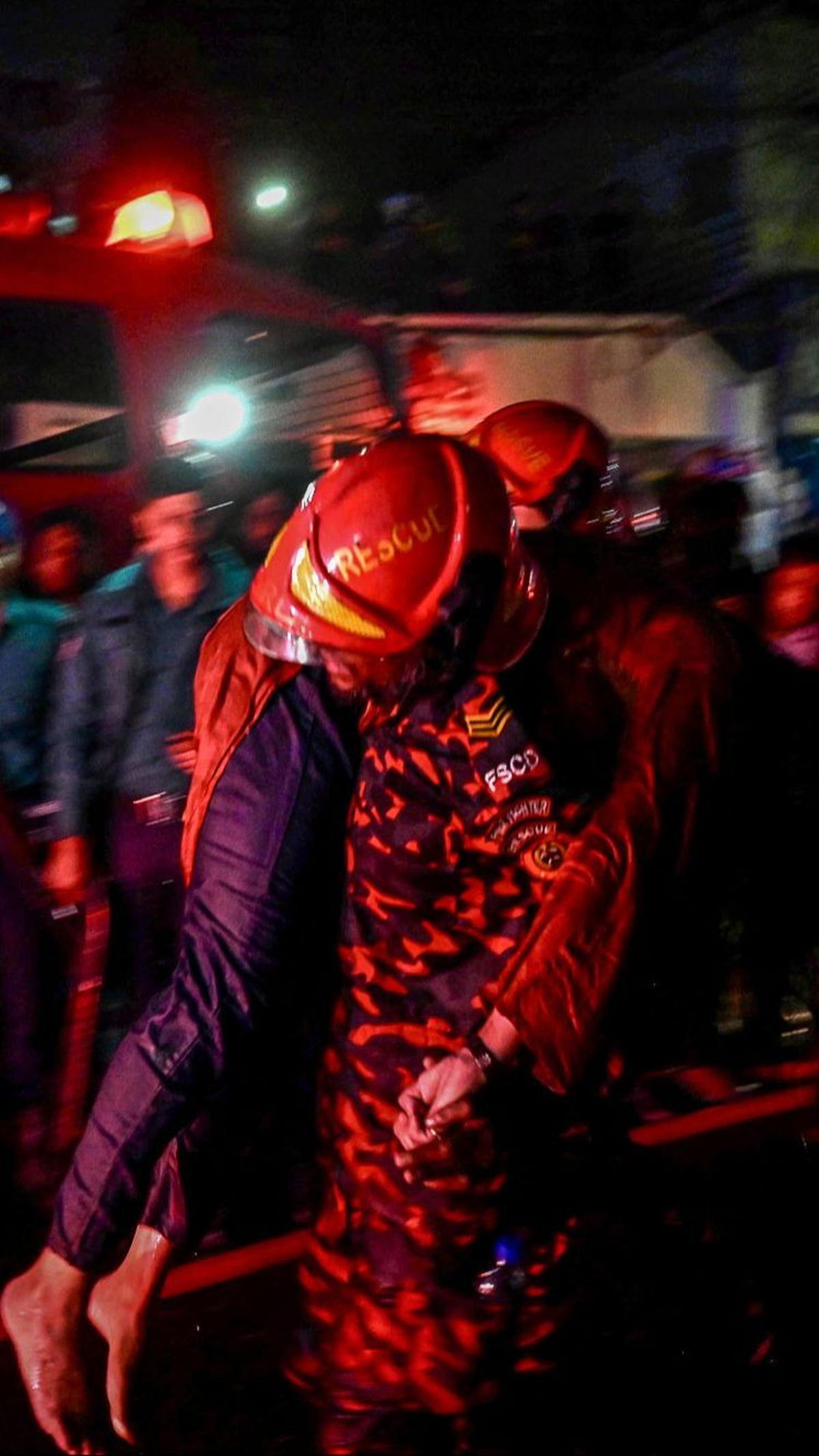 “Seluruh 22 orang yang dirawat dengan luka bakar parah berada dalam kondisi kritis,” tambah Sen.&nbsp;Munir Uz Zaman/AFP&nbsp;