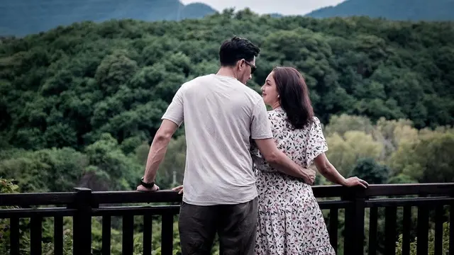 Darius Sinathrya dan Donna Agnesia. (Foto: Instagram @darius_sinathrya)