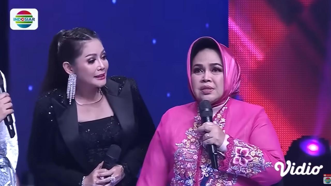 Hetty Koes Endang juag memberikan apresiasi buat Owan. Penampilan Owan dinilai tak membosankan.<br>
